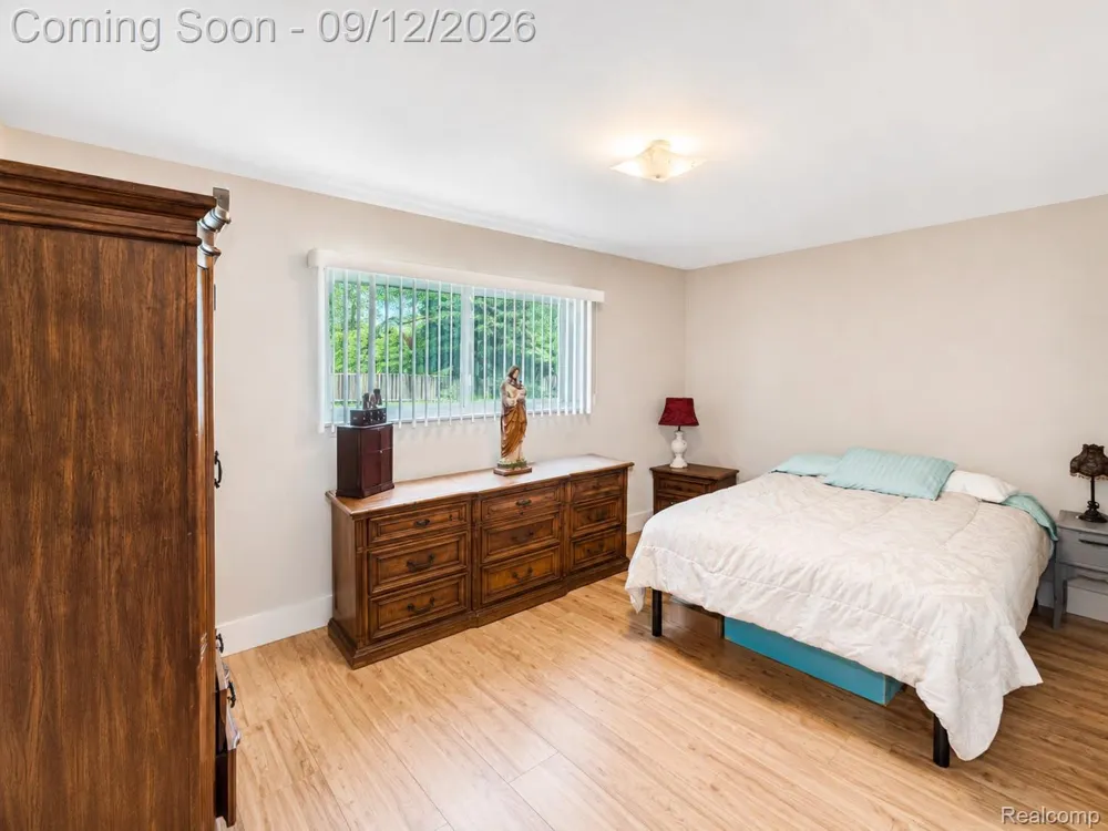 34398 Greentrees Road Sterling Heights City, MI 48312