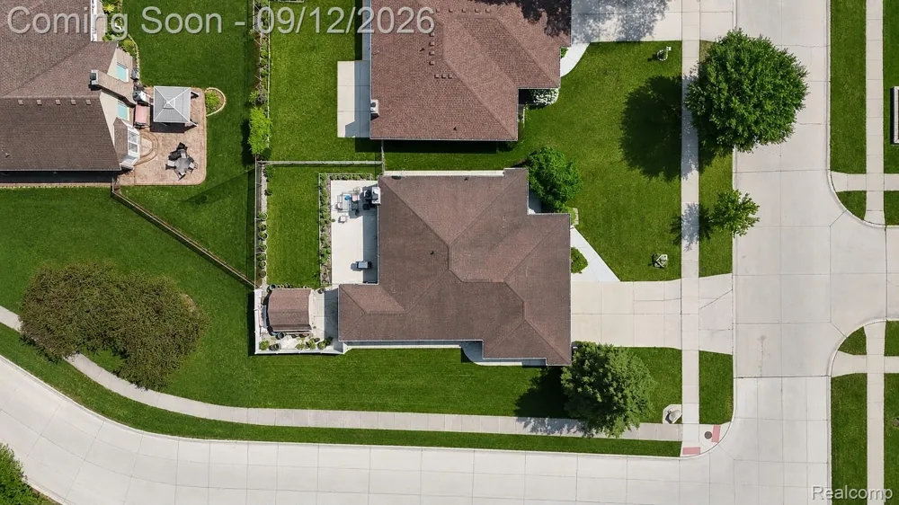 34398 Greentrees Road Sterling Heights City, MI 48312