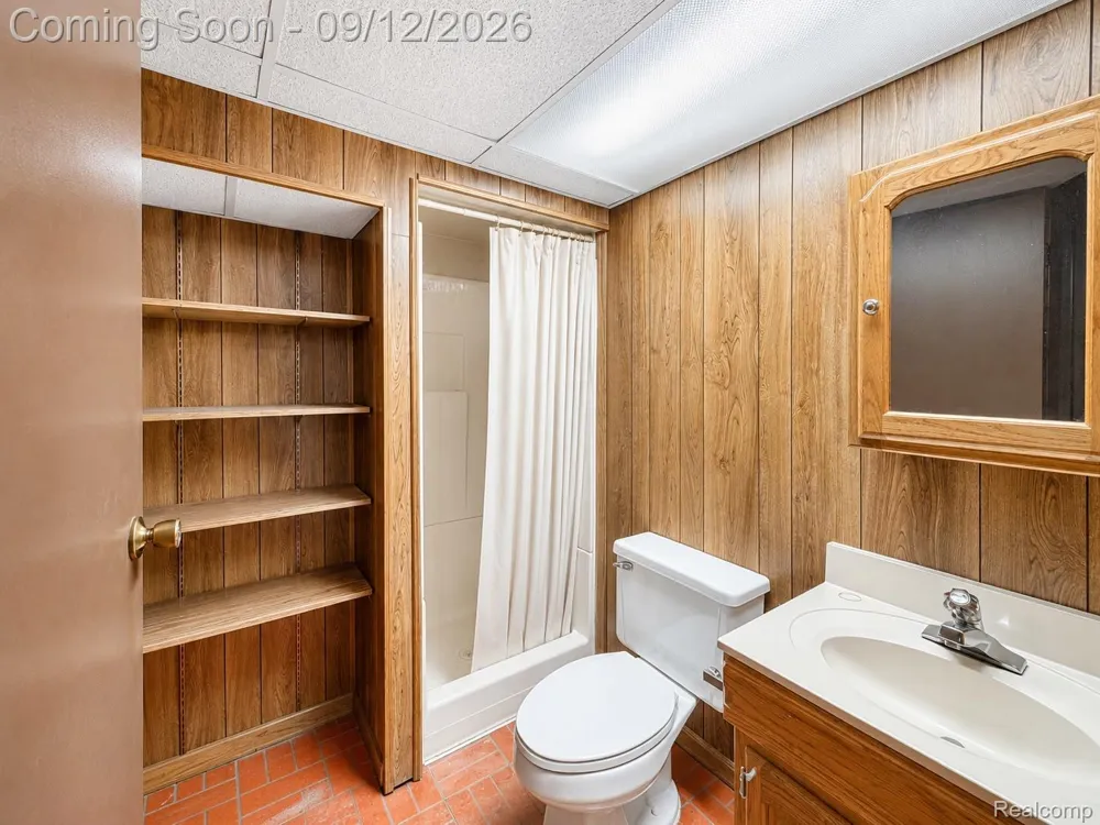 34398 Greentrees Road Sterling Heights City, MI 48312
