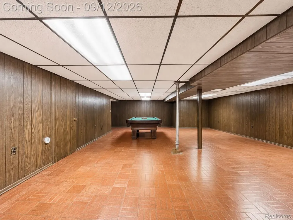 34398 Greentrees Road Sterling Heights City, MI 48312
