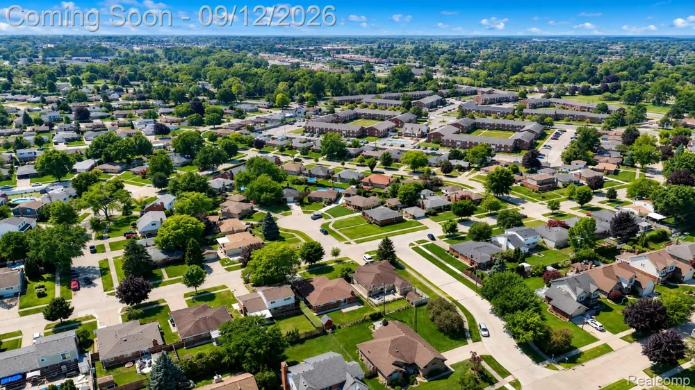 34398 Greentrees Road Sterling Heights City, MI 48312