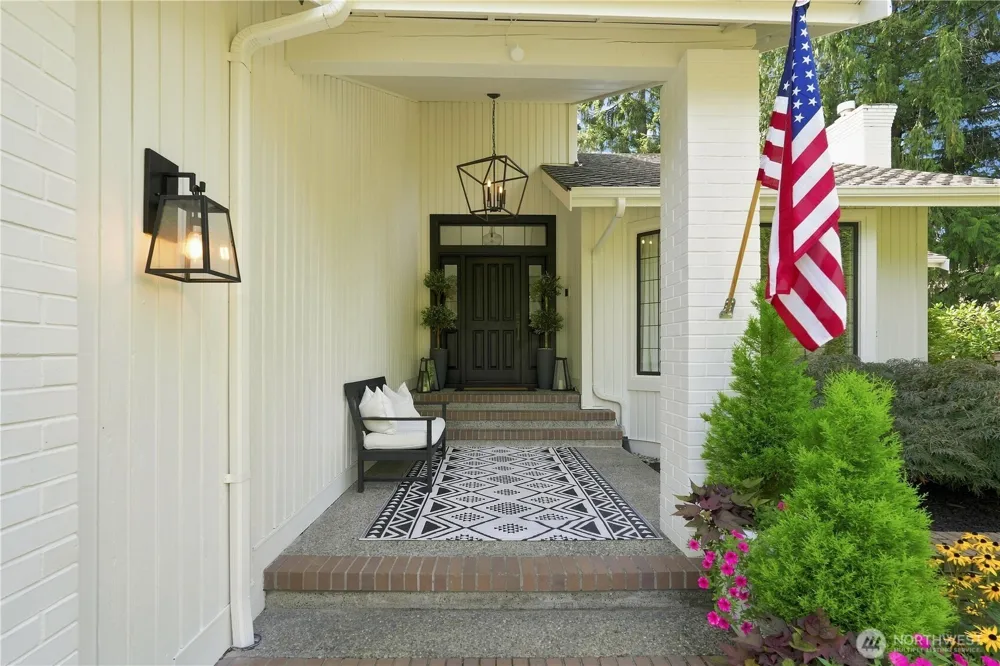 2423 222nd Avenue NE Sammamish, WA 98074