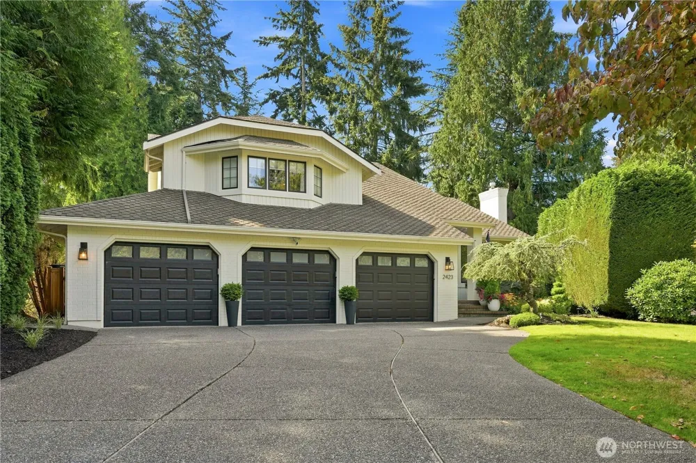 2423 222nd Avenue NE Sammamish, WA 98074