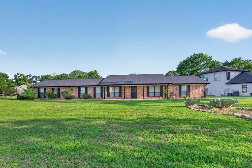 106 Snyder Ranch Road Trinidad, TX 75163