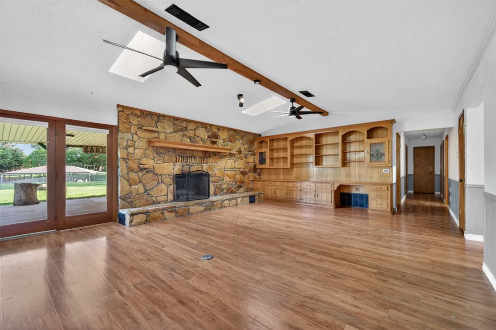106 Snyder Ranch Road Trinidad, TX 75163