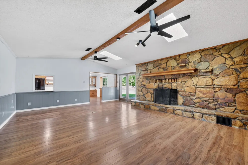 106 Snyder Ranch Road Trinidad, TX 75163