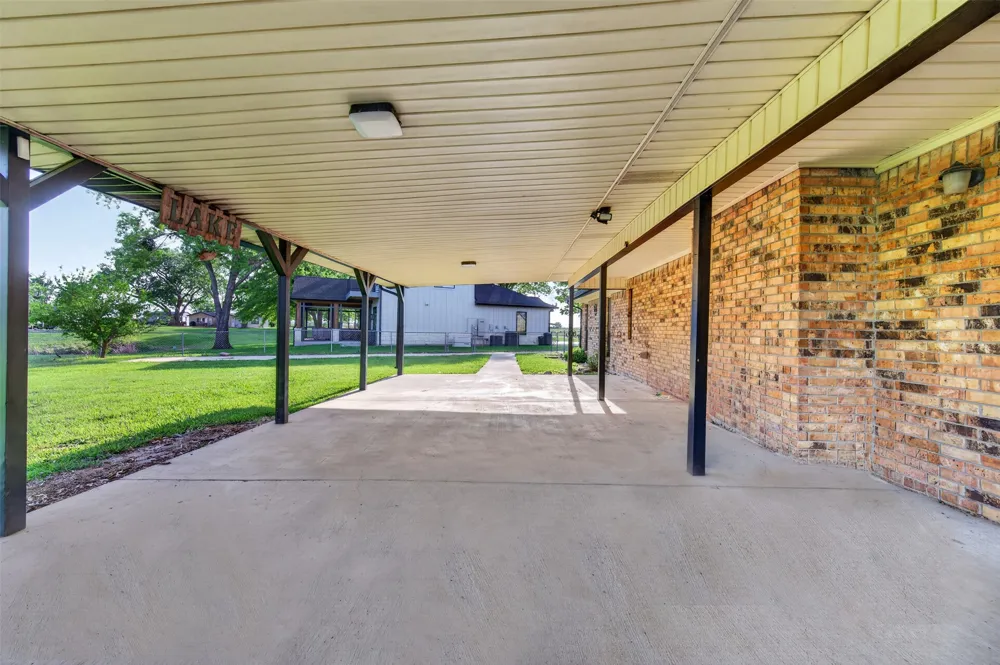 106 Snyder Ranch Road Trinidad, TX 75163