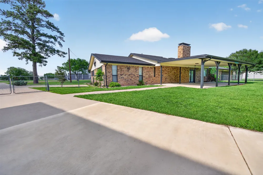 106 Snyder Ranch Road Trinidad, TX 75163
