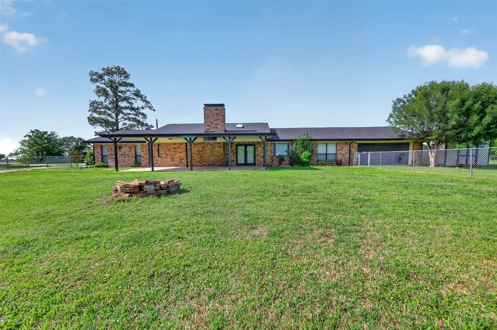 106 Snyder Ranch Road Trinidad, TX 75163