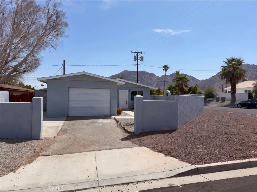 52990 Avenida Diaz La Quinta, CA 92253