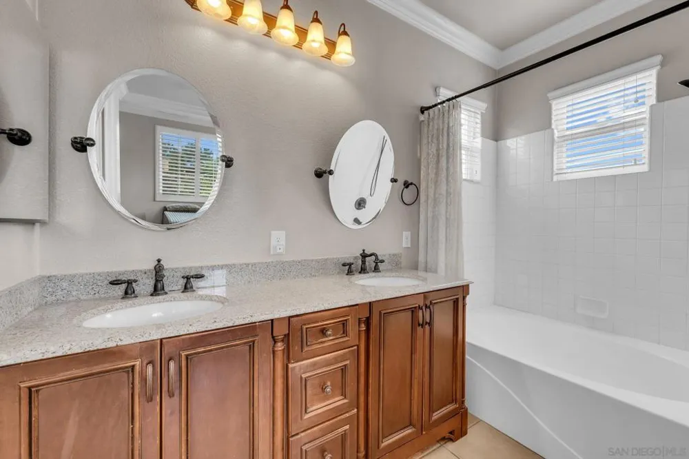 18861 Caminito Cantilena 42 #Unit 42 San Diego, CA 92128
