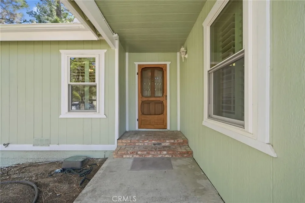 432 E Mountain View Boulevard Big Bear City, CA 92314