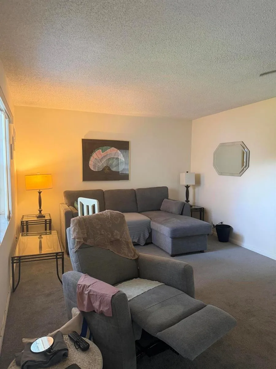 17 Burgundy A Delray Beach, FL 33484