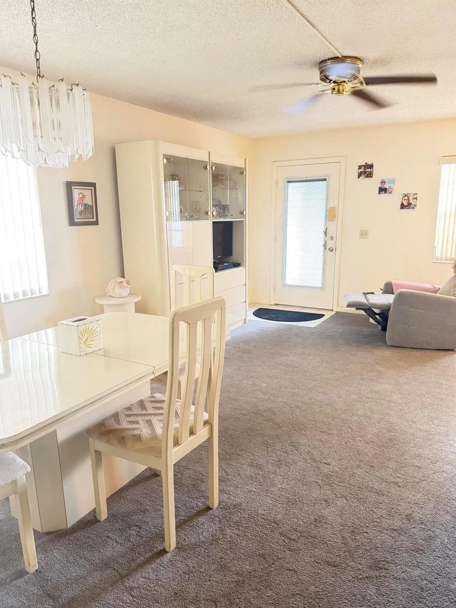 17 Burgundy A Delray Beach, FL 33484