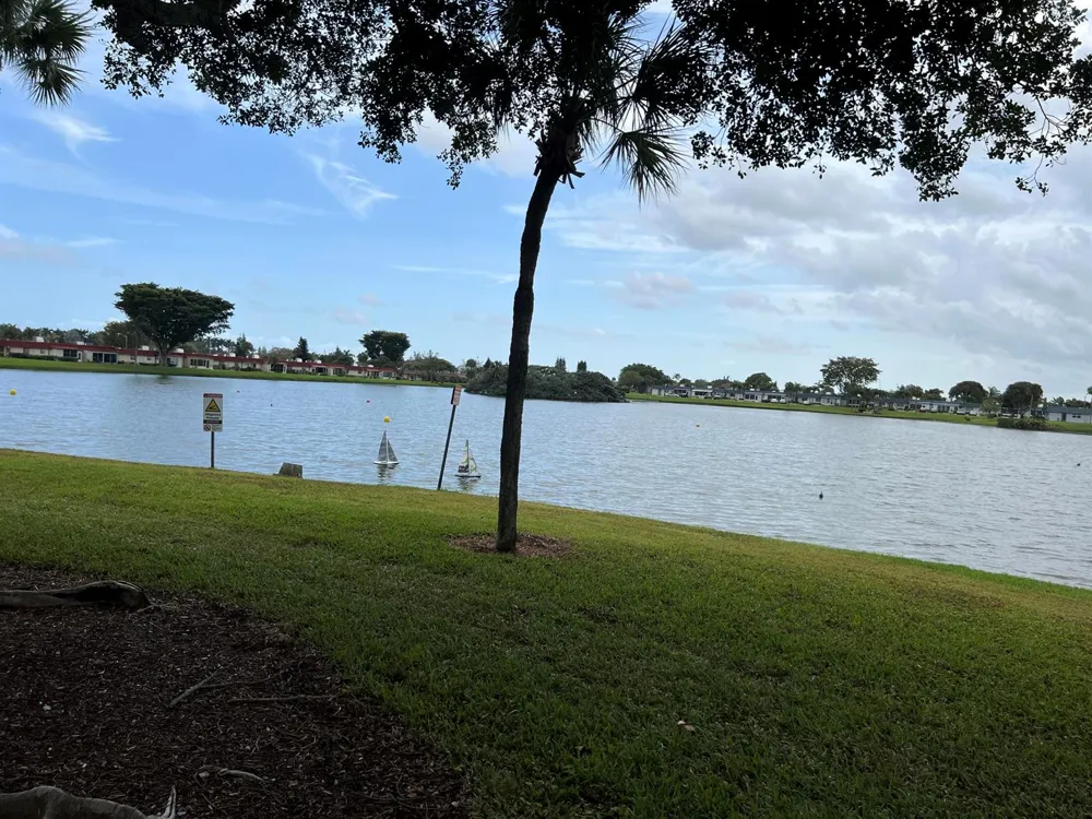 17 Burgundy A Delray Beach, FL 33484