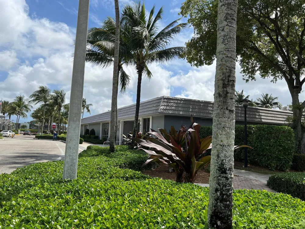 17 Burgundy A Delray Beach, FL 33484