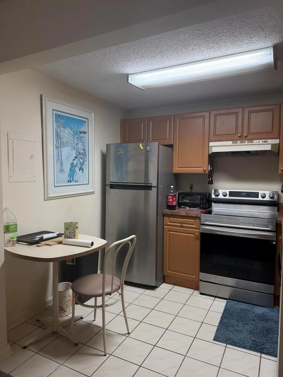 17 Burgundy A Delray Beach, FL 33484