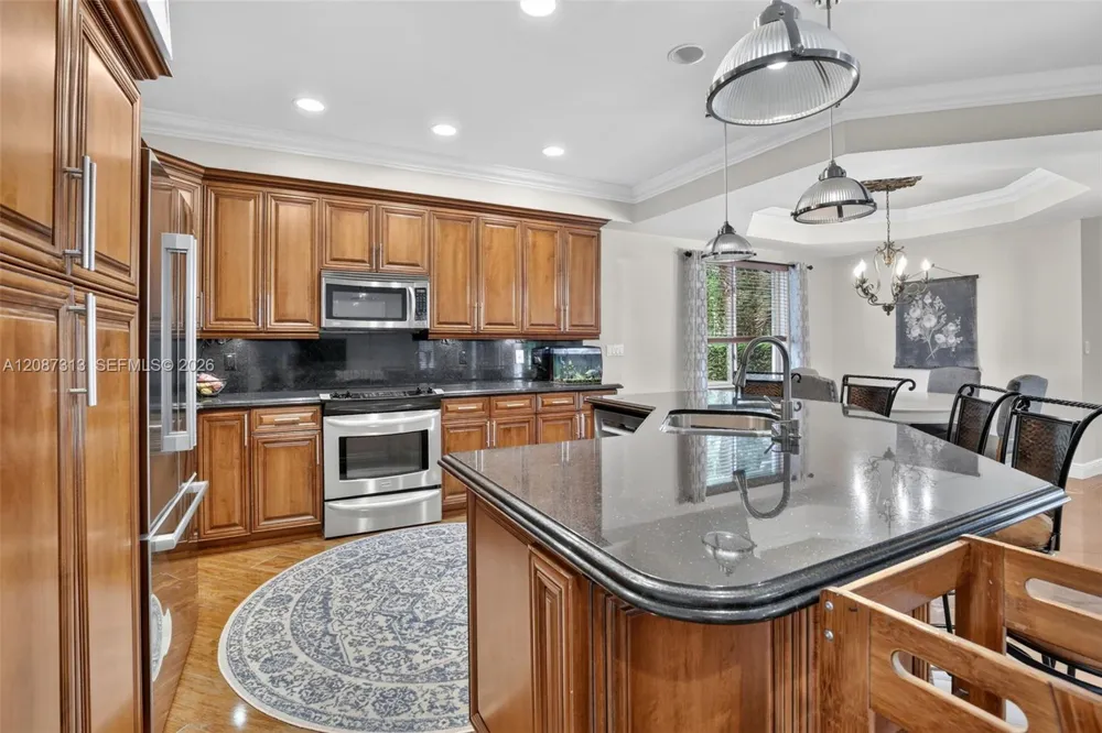8210 Phoenician Court Davie, FL 33328