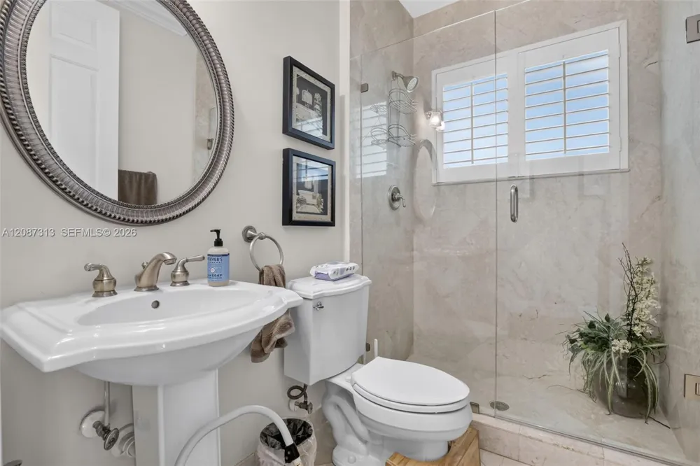 8210 Phoenician Court Davie, FL 33328