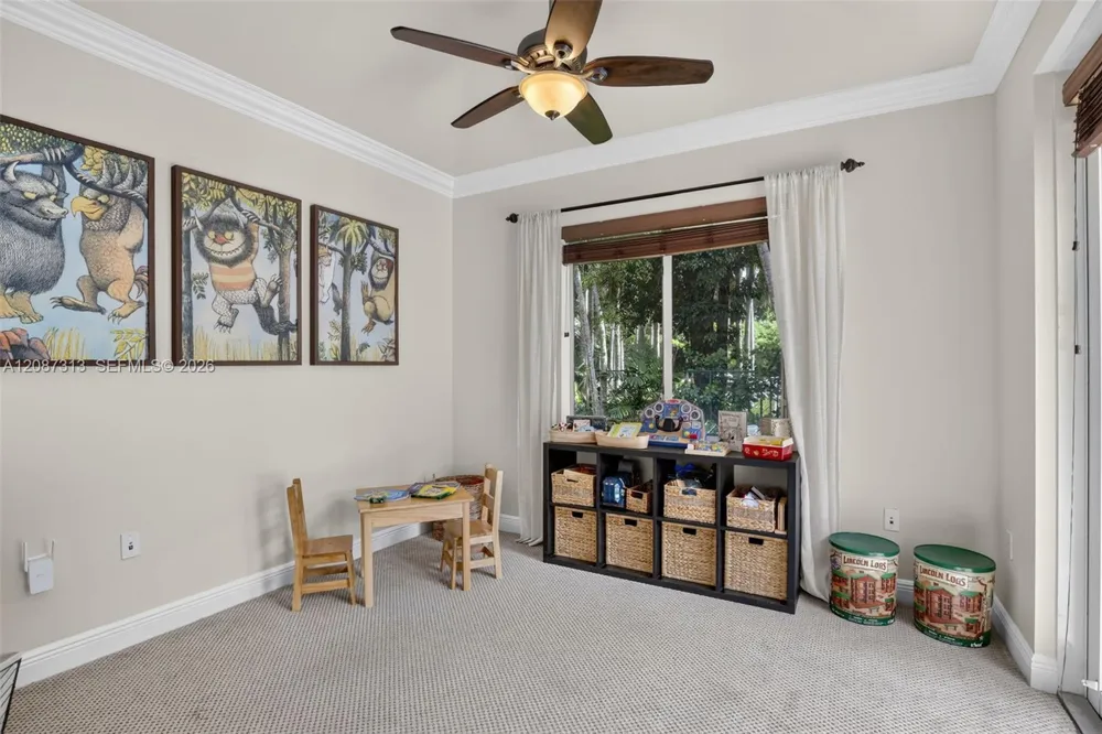 8210 Phoenician Court Davie, FL 33328