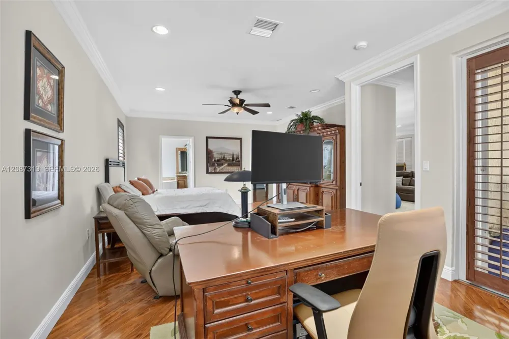 8210 Phoenician Court Davie, FL 33328