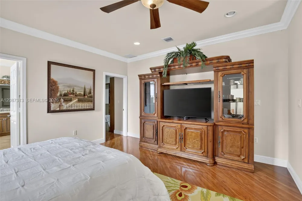 8210 Phoenician Court Davie, FL 33328