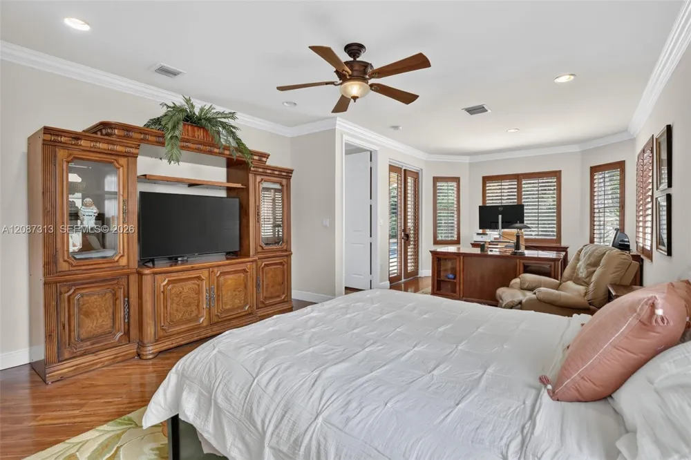 8210 Phoenician Court Davie, FL 33328