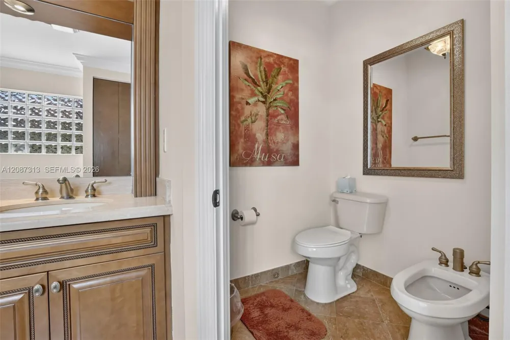 8210 Phoenician Court Davie, FL 33328