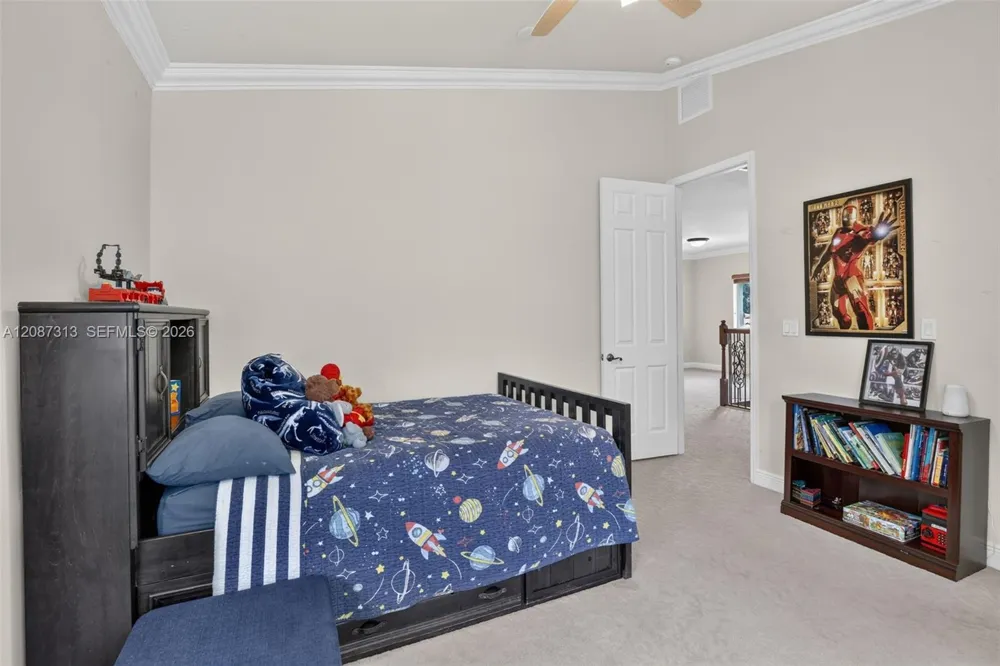 8210 Phoenician Court Davie, FL 33328