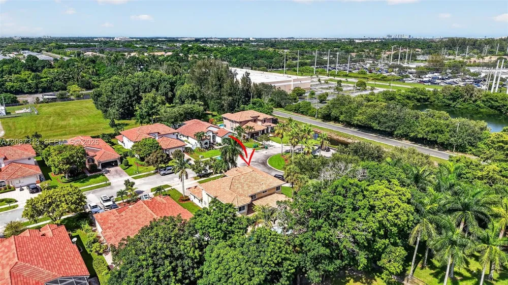 8210 Phoenician Court Davie, FL 33328