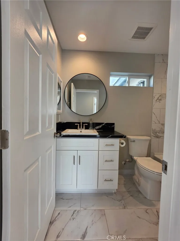 419 W Devonshire Avenue Hemet, CA 92543