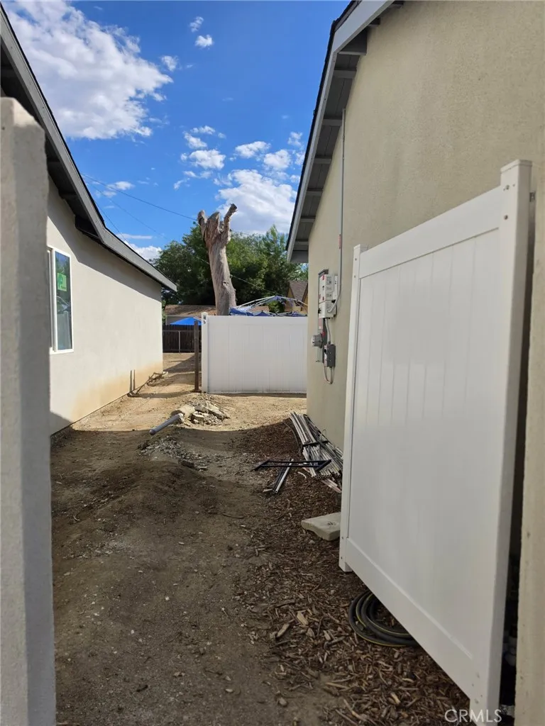 419 W Devonshire Avenue Hemet, CA 92543
