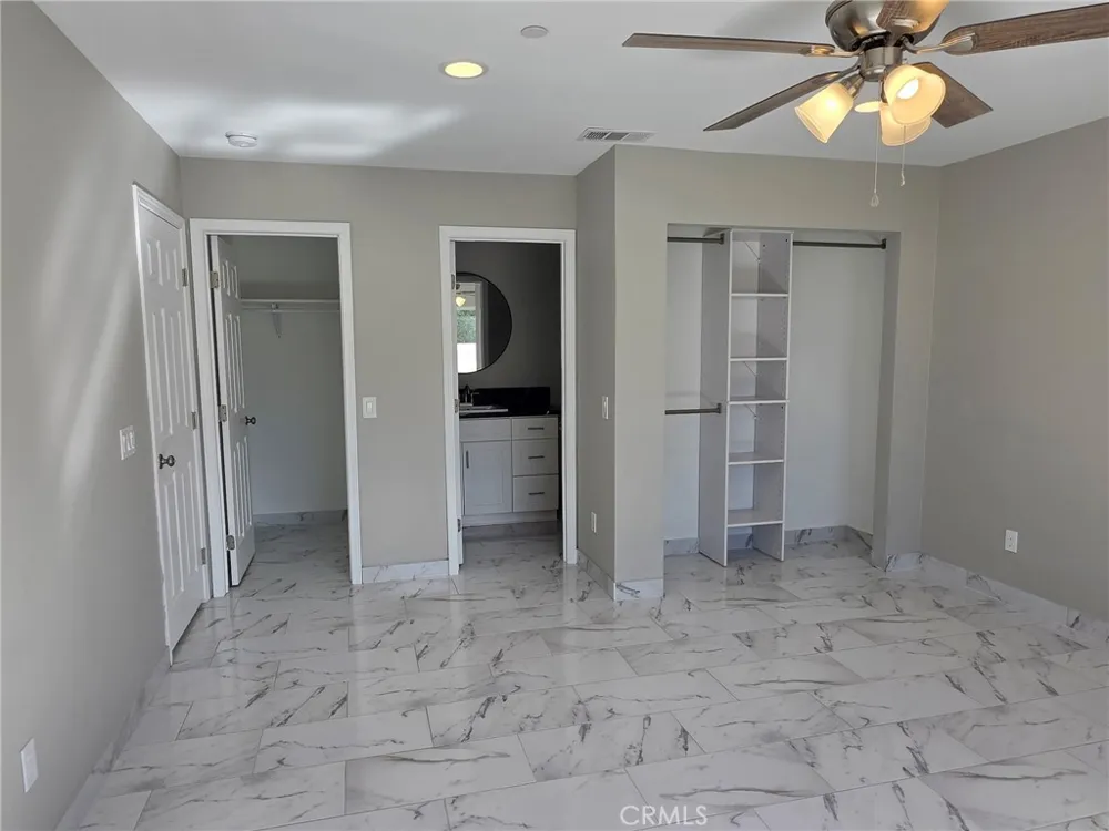 419 W Devonshire Avenue Hemet, CA 92543