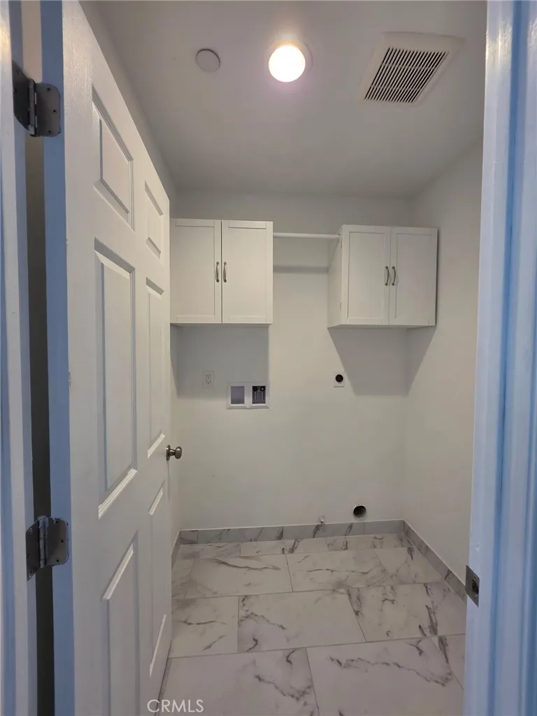 419 W Devonshire Avenue Hemet, CA 92543