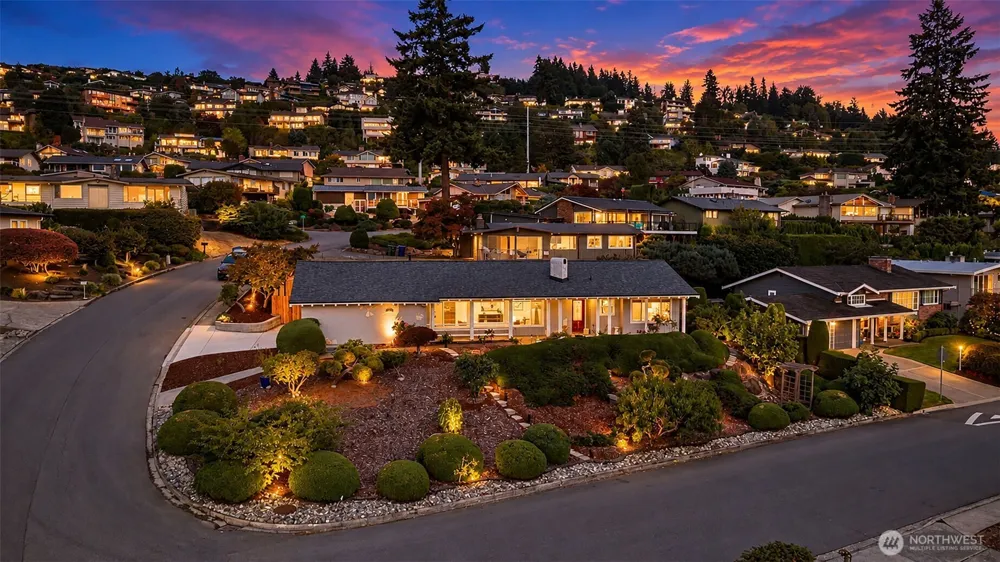 4600 132nd Avenue SE Bellevue, WA 98006