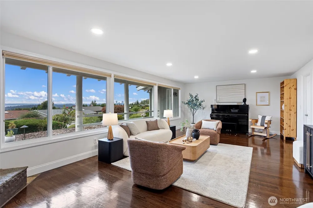 4600 132nd Avenue SE Bellevue, WA 98006