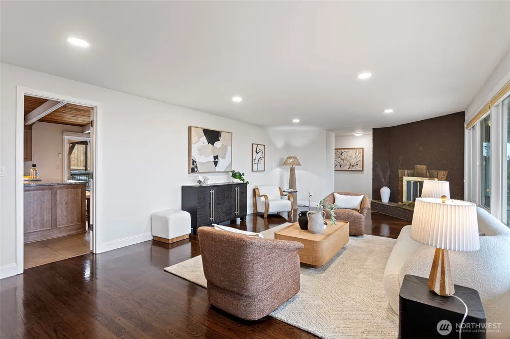 4600 132nd Avenue SE Bellevue, WA 98006