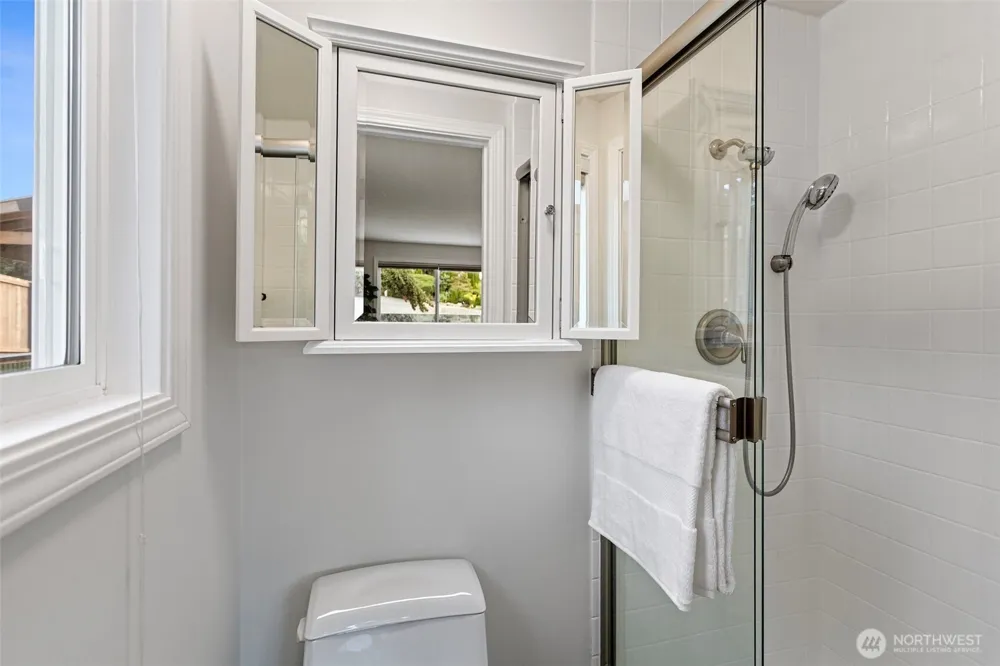 4600 132nd Avenue SE Bellevue, WA 98006
