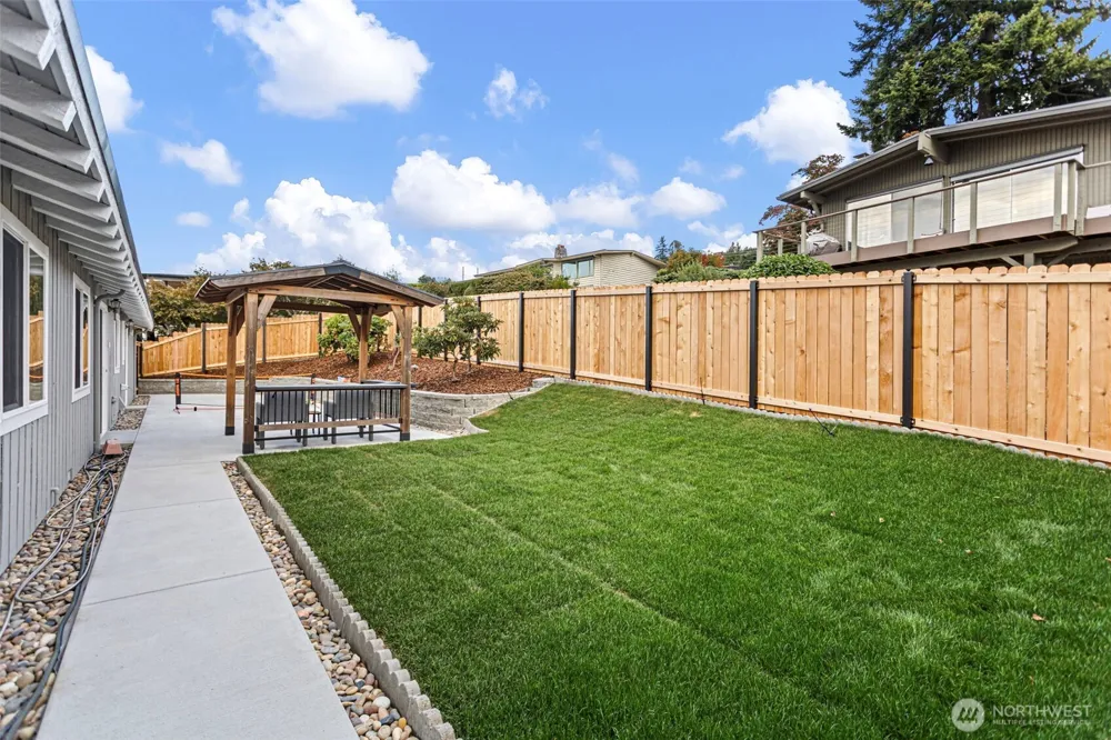 4600 132nd Avenue SE Bellevue, WA 98006