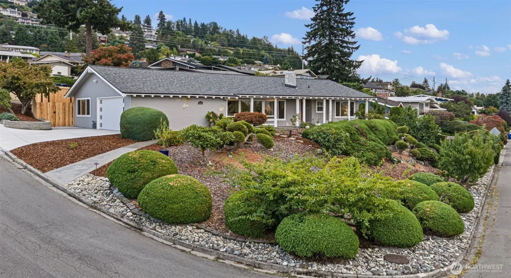 4600 132nd Avenue SE Bellevue, WA 98006