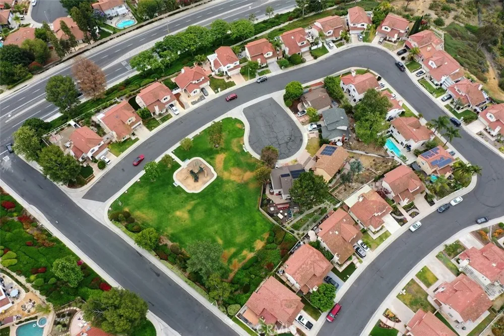26121 Connemara Court Lake Forest, CA 92630