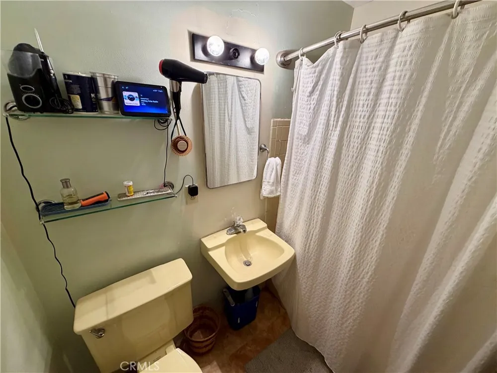 651 19th Banning, CA 92220
