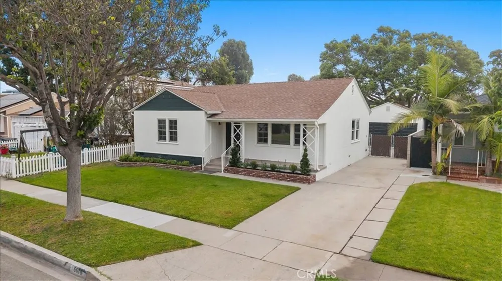 5618 Verdura Lakewood, CA 90712