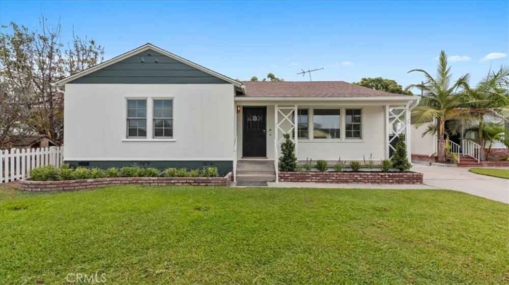5618 Verdura Lakewood, CA 90712