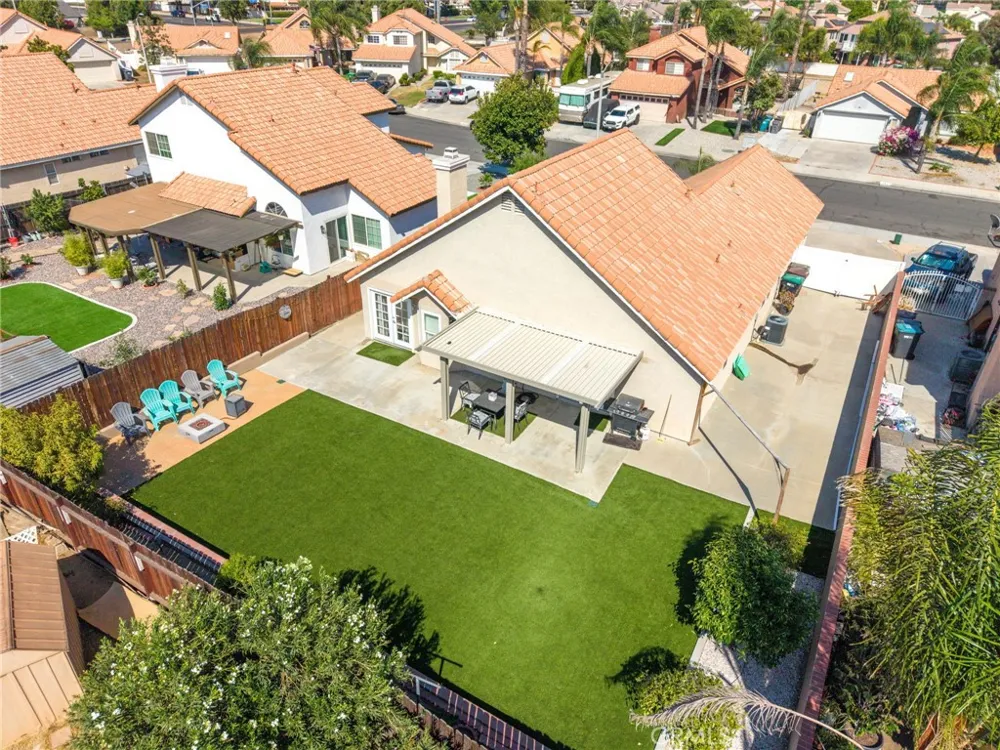 16053 Nippet Lane Moreno Valley, CA 92551