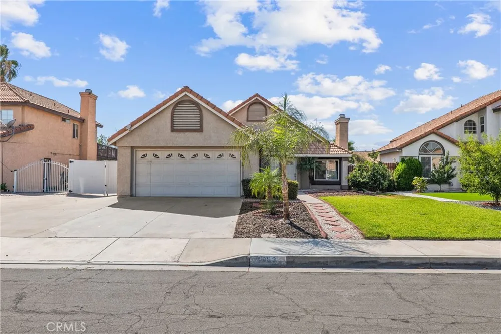 16053 Nippet Lane Moreno Valley, CA 92551