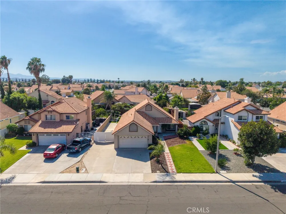16053 Nippet Lane Moreno Valley, CA 92551