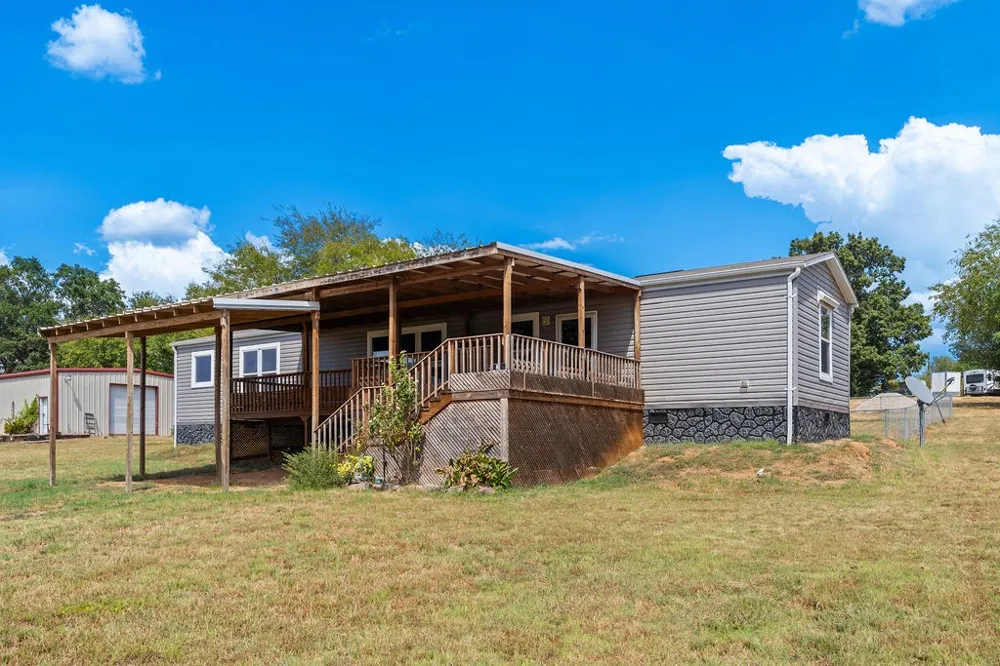244 Comanche Quitman, TX 75783