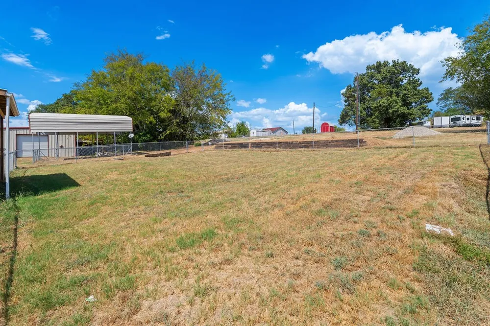 244 Comanche Quitman, TX 75783
