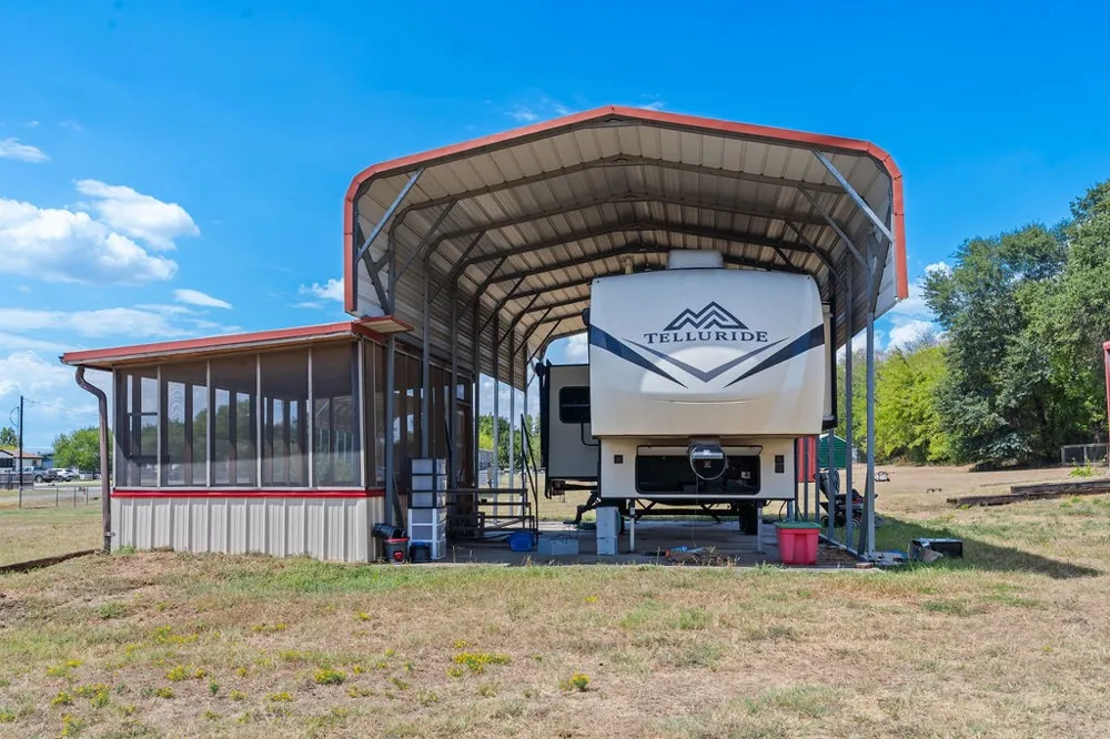 244 Comanche Quitman, TX 75783